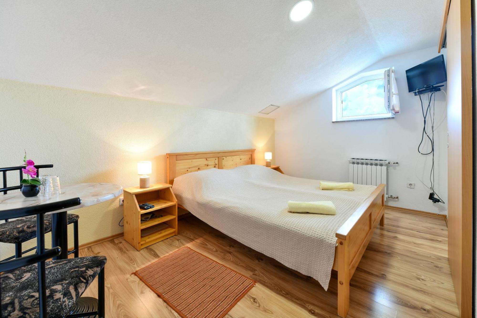 House Krizmanic Hotel กราโบวาซ ห้อง รูปภาพ